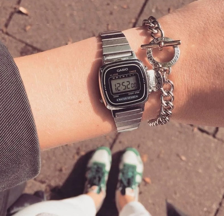 Reloj Mujer CASIO MINI Vintage Digital Cuarzo Acero – HBW Zurich